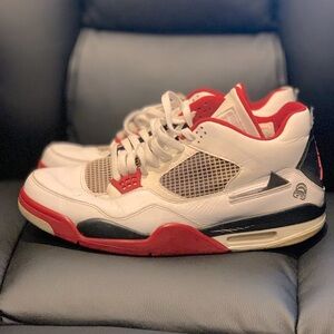 Jordan 4 “Marsblackmon”